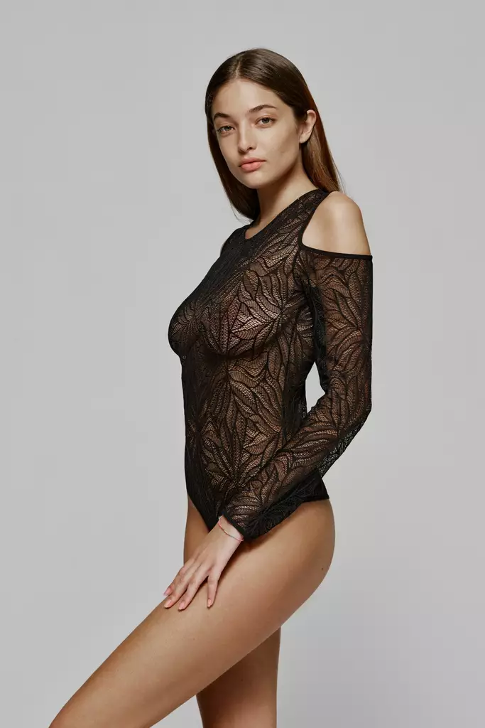 Sarda pitkähihainen pitsibody - Bodyt - 046930 - 1