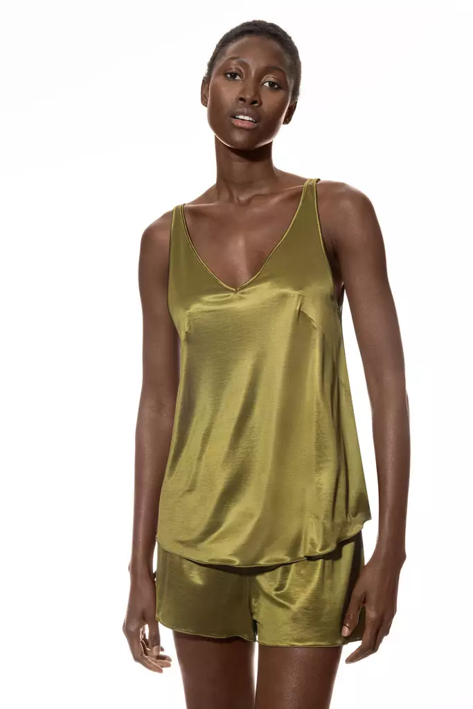 Mey vihreä kauniisti laskeutuva toppi - Yläosat - 047113 - 1