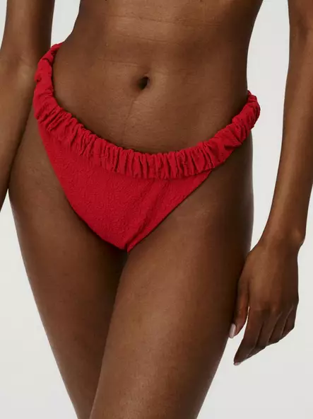 Undress Code punainen bikinialaosa - Tavalliset bikinien alaosat - 047276 - 1