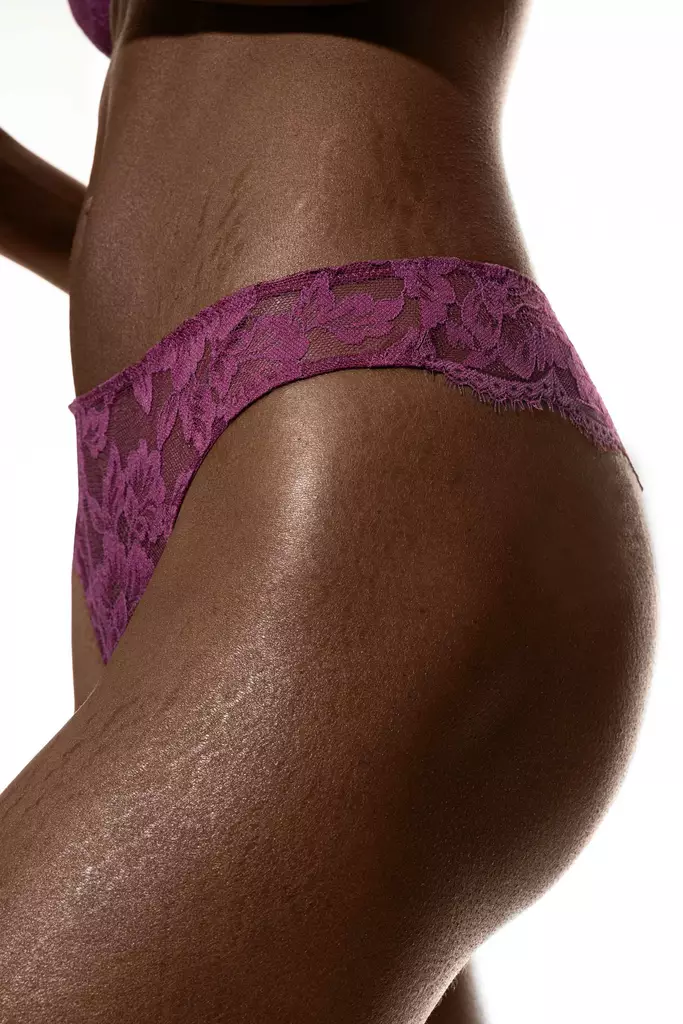 Mey viininpunaiset stringit - String-alushousut - 047107 - 1